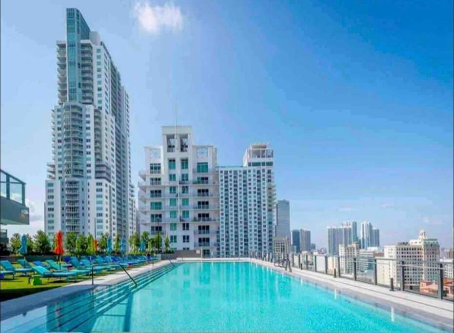 Appartement Gorgeous 2Br/2Bth In The Heart Of Miami Extérieur photo