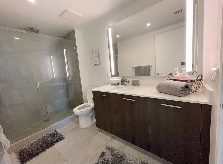 Appartement Gorgeous 2Br/2Bth In The Heart Of Miami Extérieur photo