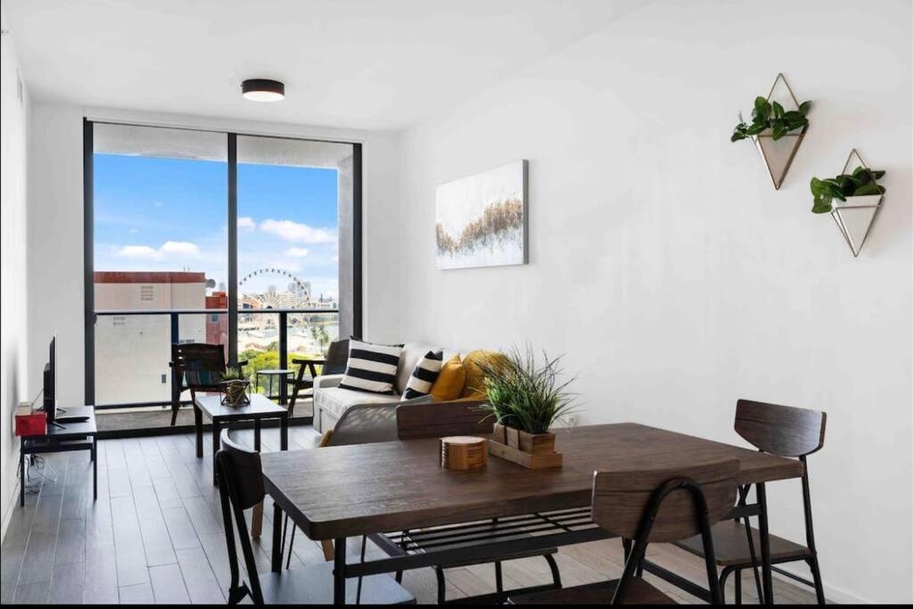 Appartement Gorgeous 2Br/2Bth In The Heart Of Miami Extérieur photo