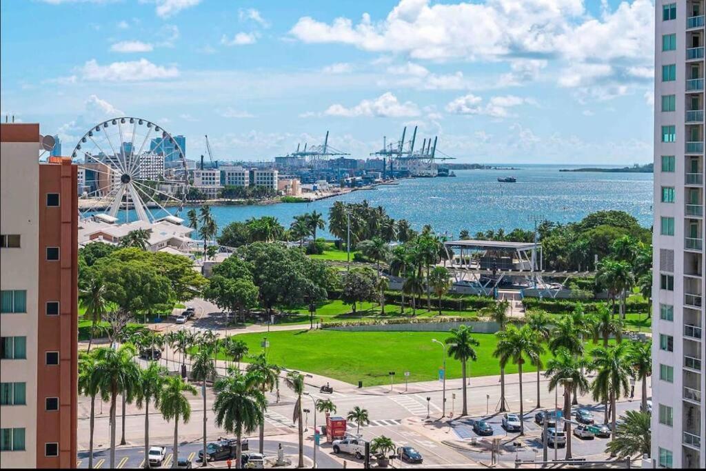 Appartement Gorgeous 2Br/2Bth In The Heart Of Miami Extérieur photo